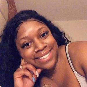 Meet your Posher, Aja